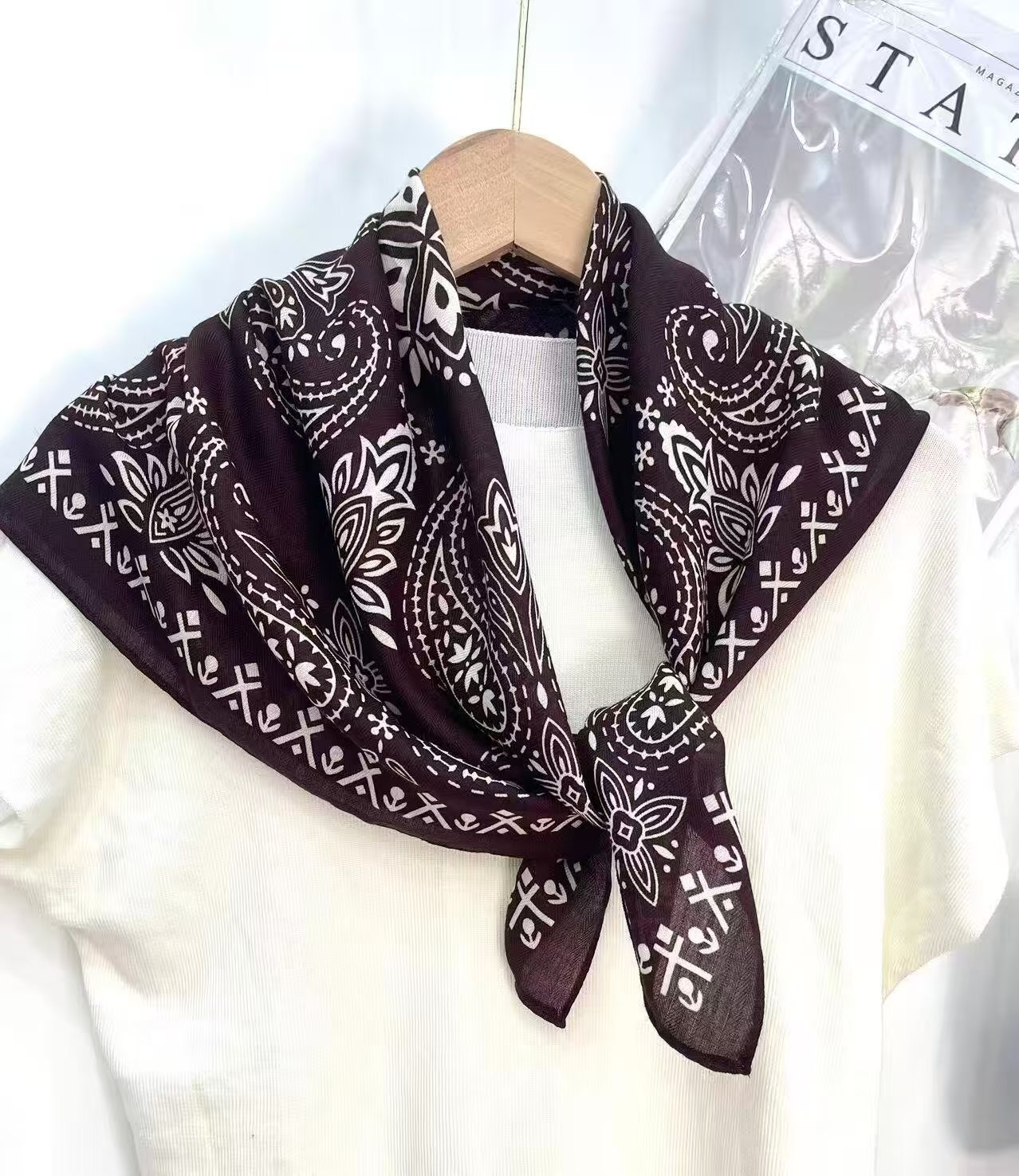Vintage Cashew Flower Square S - Bandana Multi Way review and price